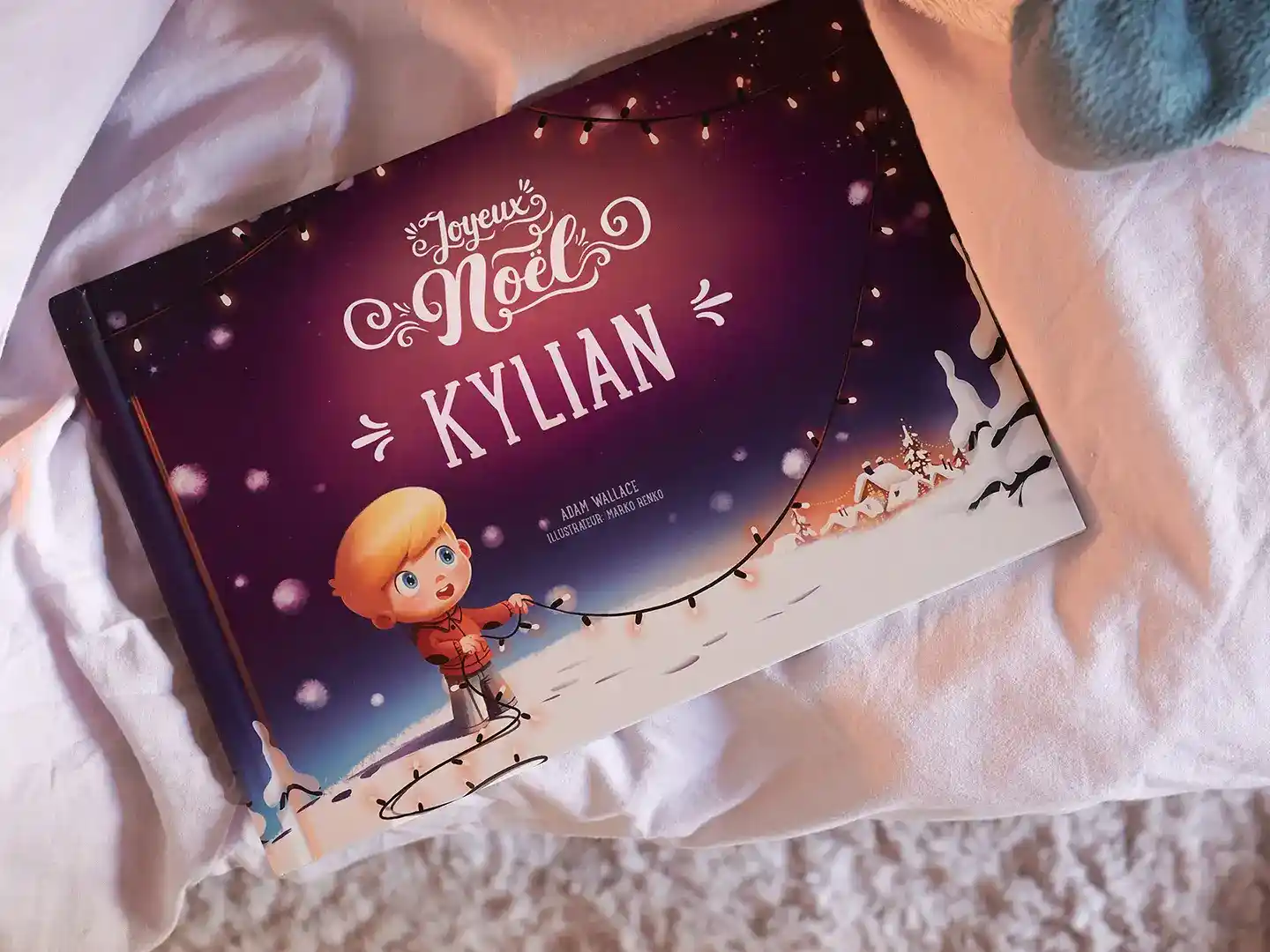 Livre de Noël personnalisé pour un enfant, avec des belles histoires.